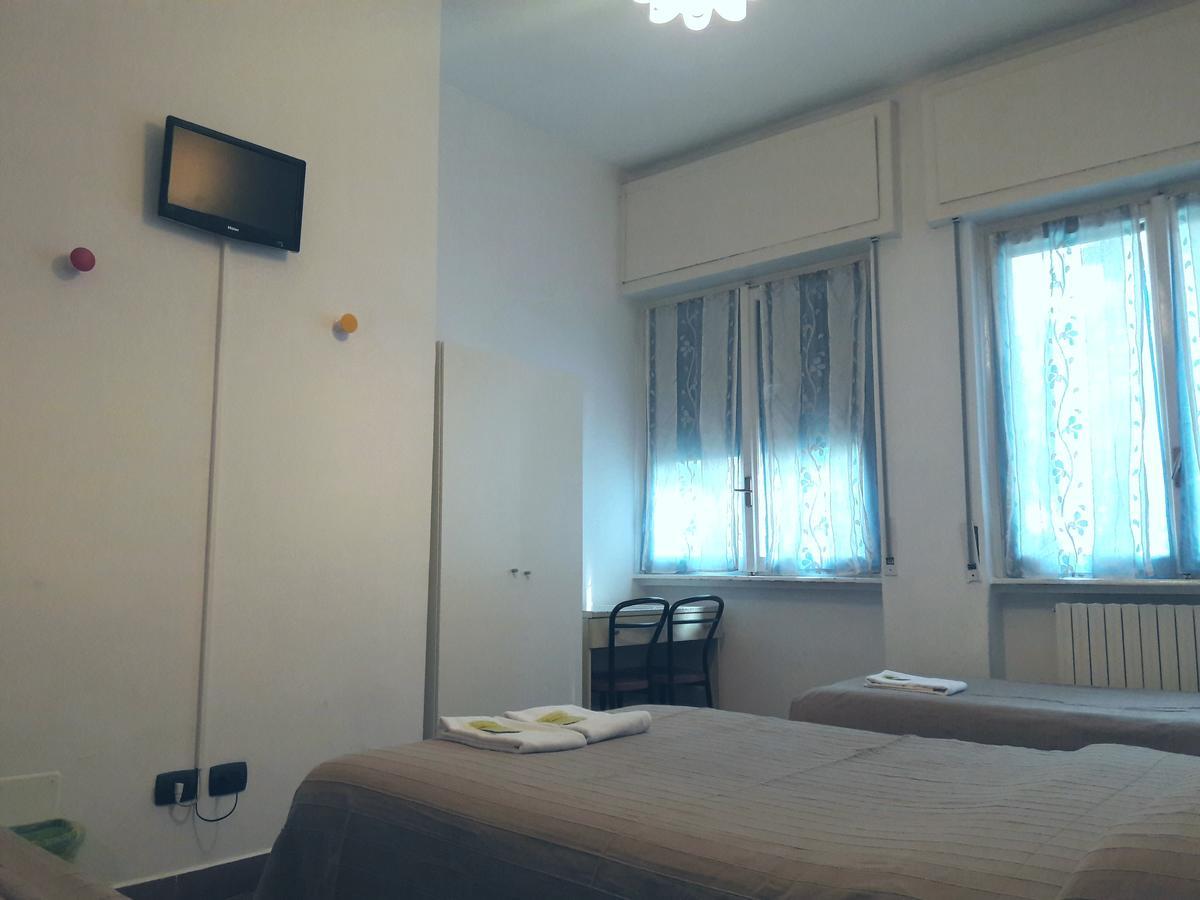 Hotel Brivio Милан Номер фото
